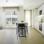 Precioso Apartamento En Nueva Andalucia Piscina